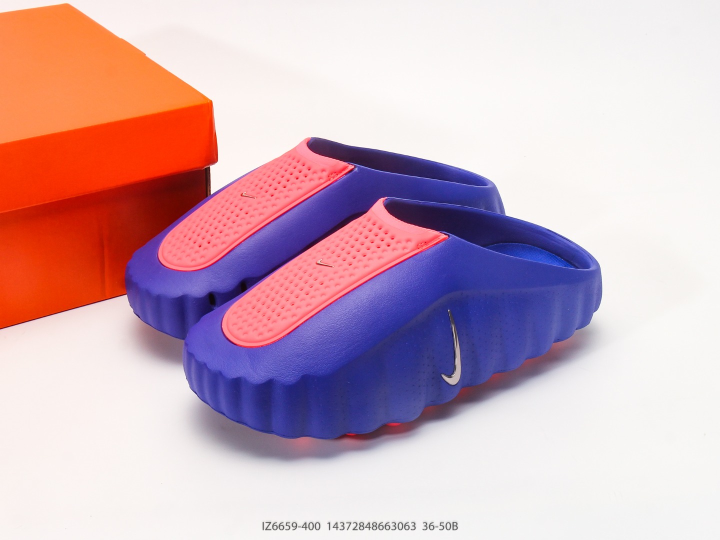Badelatschen Nike in Lila und Rosa