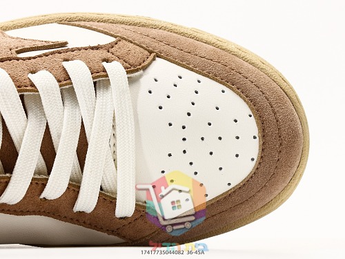 Golden Goose Ball Star in braunem Wildleder 3