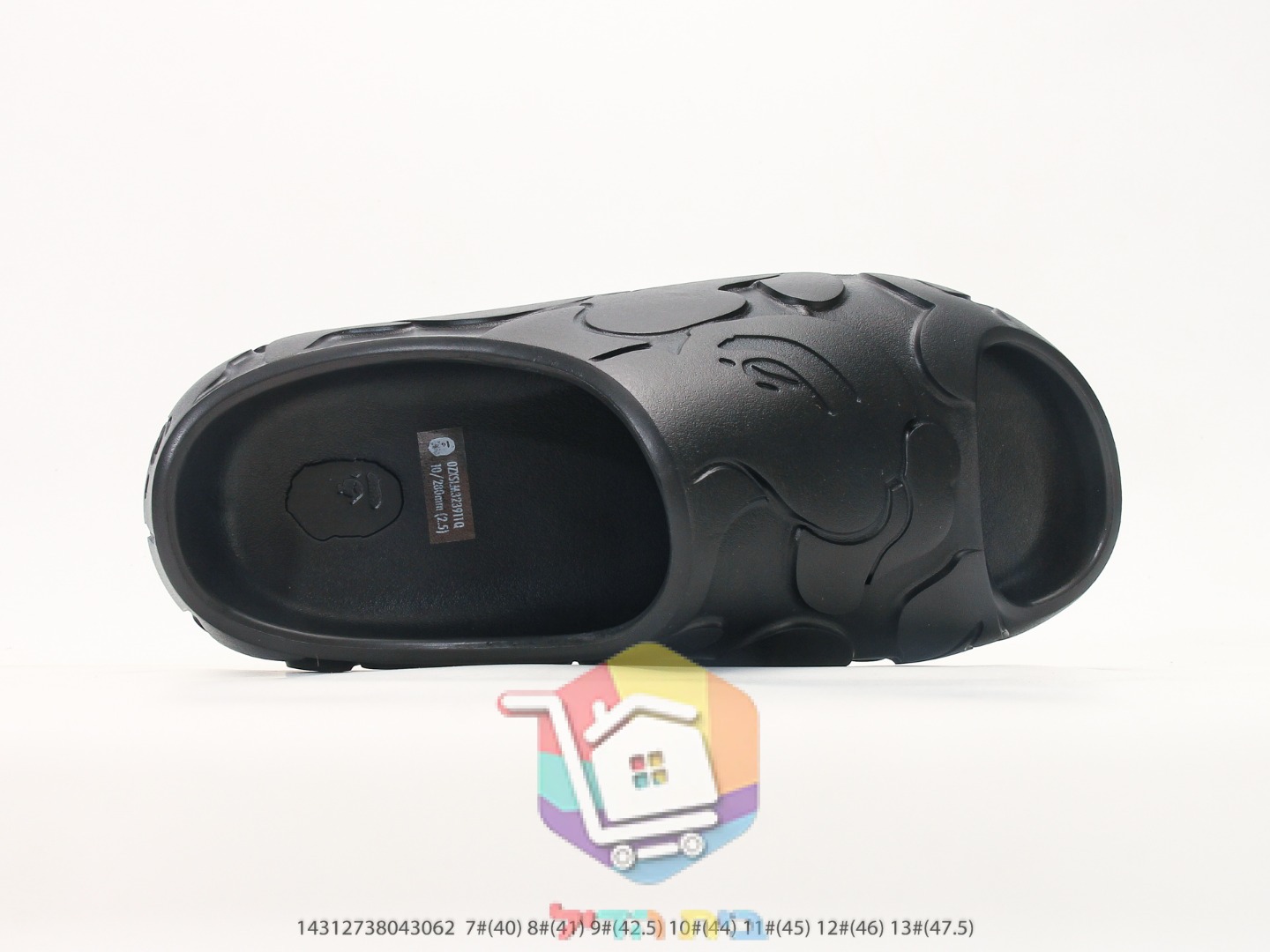 BAPE Pantoletten mit geprägtem Logo