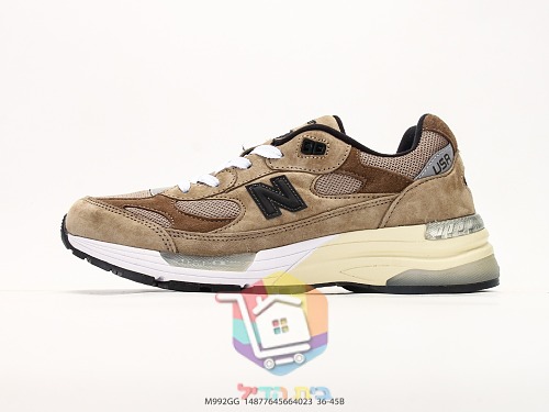 New Balance 992 Retro-Laufschuhe in Wildleder und Mesh 30
