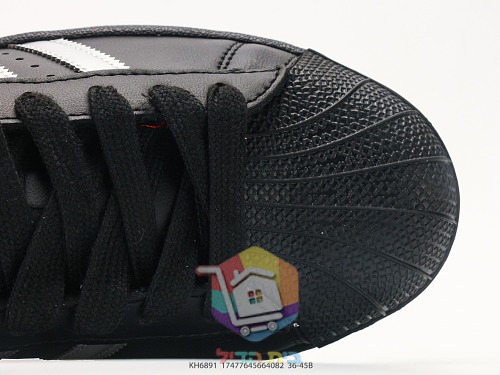 adidas Superstar Sneaker in Schwarz mit Coca-Cola-Logo 3