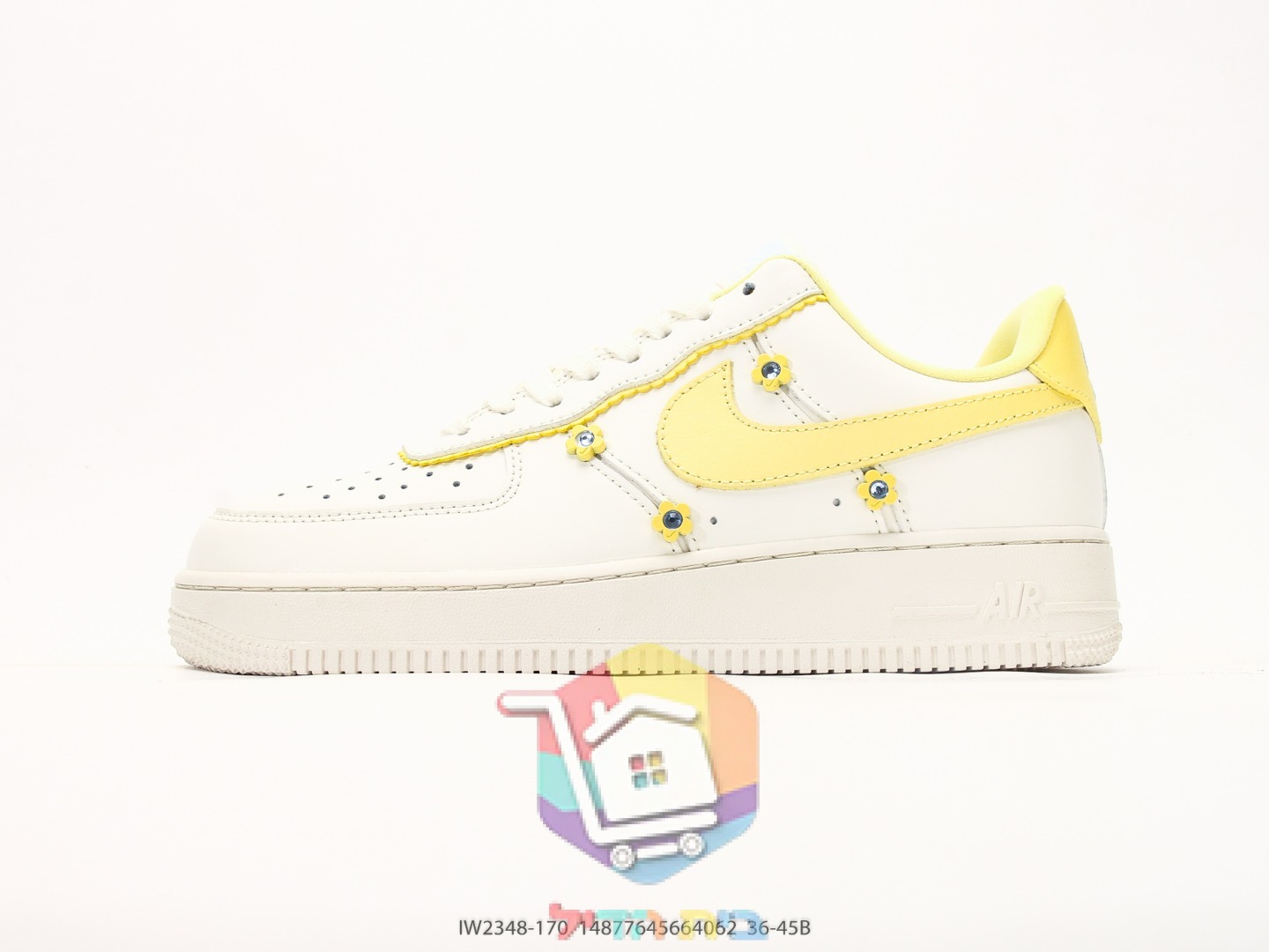 Nike Air Force 1 Sneaker in Weiß mit gelben Blüten