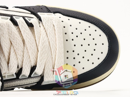 AMIRI Sneaker in Schwarz mit MA-Logo an der Seite 11