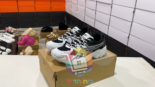 נעלי ASICS Gel-Nandi בשלושה גוונים 20