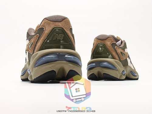 נעלי New Balance 9060 בחמישה גוונים 36