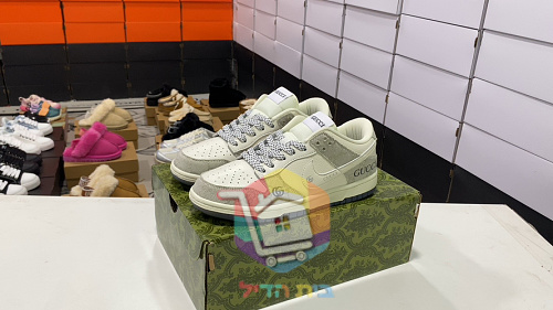 נעלי סקייט Nike SB Dunk Low בשלושה גוונים 18