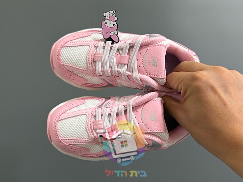 נעלי New Balance 530 לילדים בתשעה גוונים 1