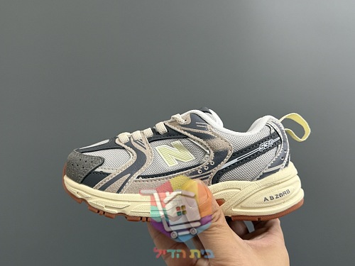 נעלי New Balance 530 לילדים בתשעה גוונים 2