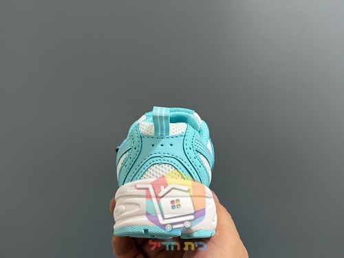 נעלי New Balance 530 לילדים בתשעה גוונים 29