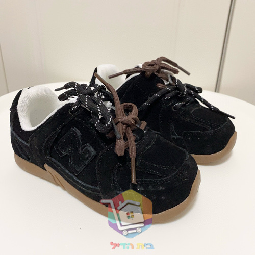 נעלי Miu Miu x New Balance 530 SL לילדים בשישה גוונים 8