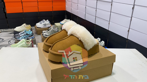 כפכפי UGG Disquette בשני גוונים 18