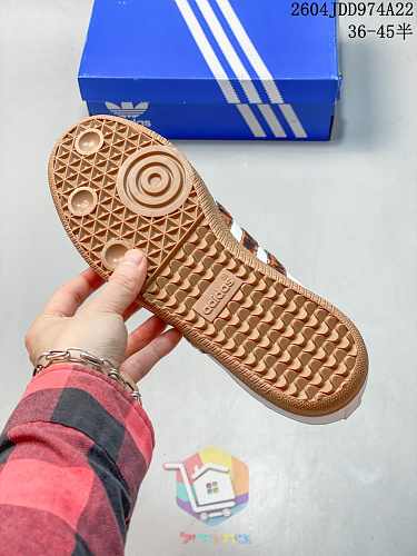 נעלי adidas Samba OG בארבעה גוונים 8
