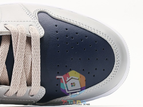 נעלי סניקרס Air Jordan 1 Low בשני גוונים 2