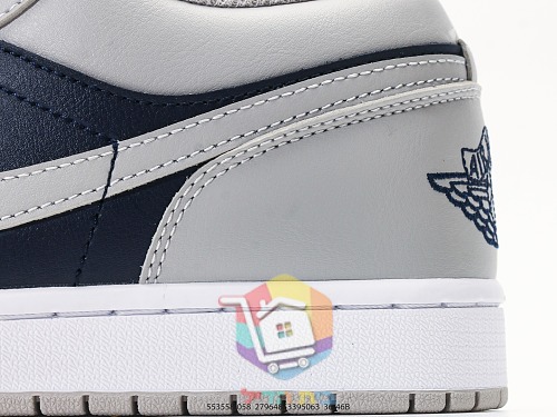 נעלי סניקרס Air Jordan 1 Low בשני גוונים 3