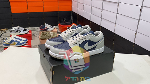 נעלי סניקרס Air Jordan 1 Low בשני גוונים 10