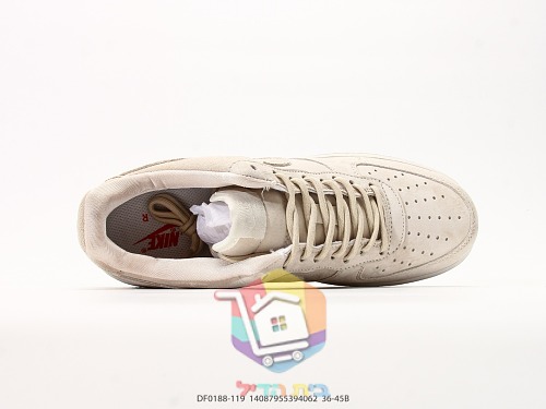 נעלי Nike Air Force 1 Low זמש שמנת עם לוגו Supreme 6