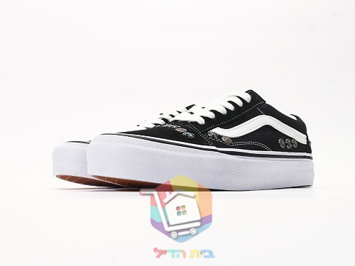 נעלי Vans Old Skool עם ניטים, שני גוונים 15