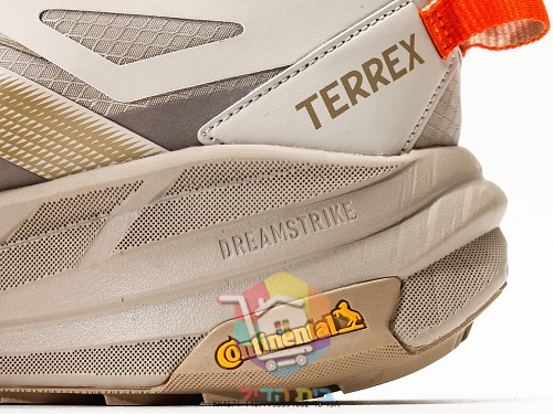 נעלי שטח adidas Terrex בחמישה גוונים 3