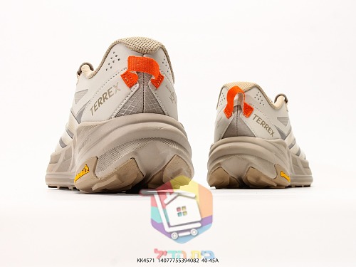 נעלי שטח adidas Terrex בחמישה גוונים 4