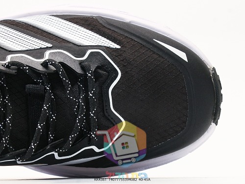 נעלי שטח adidas Terrex בחמישה גוונים 22