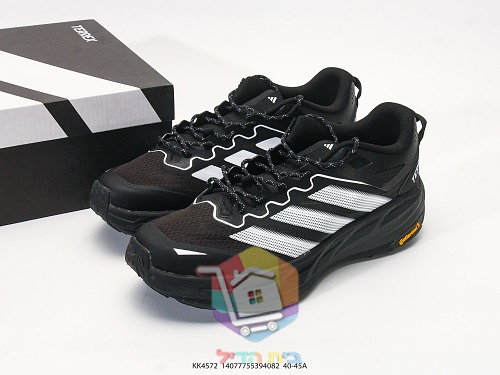 נעלי שטח adidas Terrex בחמישה גוונים 31