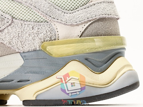נעלי New Balance 9060 שמנת, שחור, חום, לבן 33