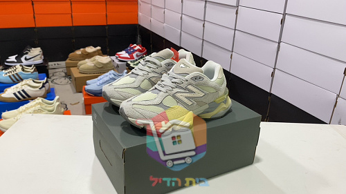 נעלי New Balance 9060 שמנת, שחור, חום, לבן 40