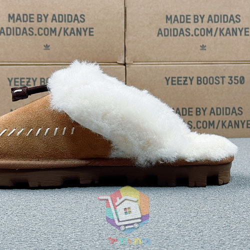 כפכפי UGG Coquette חום, צהוב 1