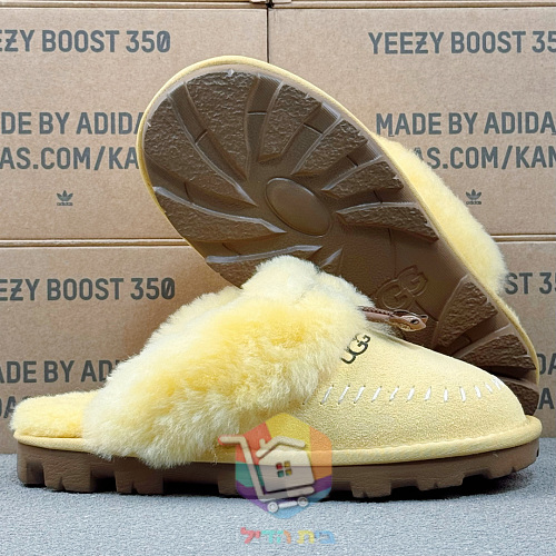 כפכפי UGG Coquette חום, צהוב 16