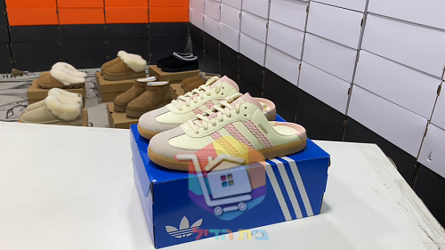 נעלי adidas Samba Mule שמנת וורוד 9