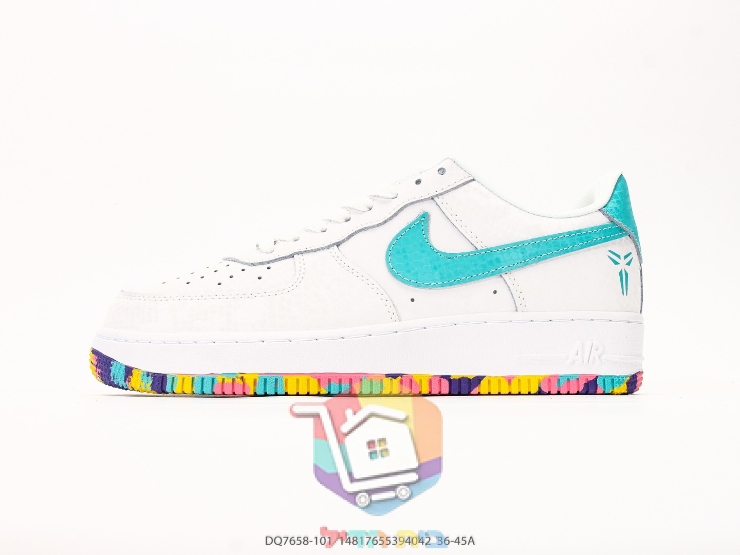 נעלי Nike Air Force 1 Low Kobe Bryant לבן עם סוליה צבעונית