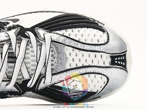 Sneakers Nike Zoom Skylon 11, quattro colorazioni 22