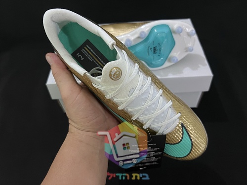 נעלי כדורגל Nike Mercurial Kylian Mbappé, זהב וטורקיז 3
