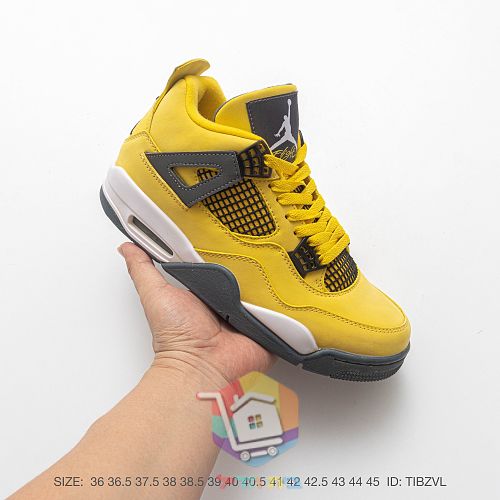 Sneakers Air Jordan 4, nove colorazioni 23