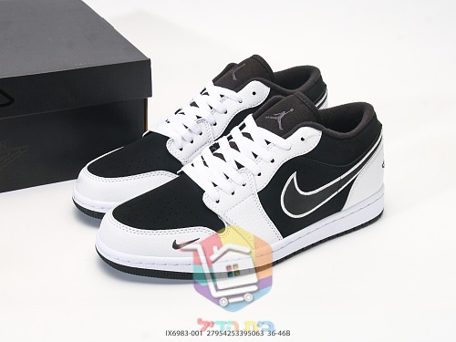 Sneakers Air Jordan 1 Low SE, nero e bianco 10