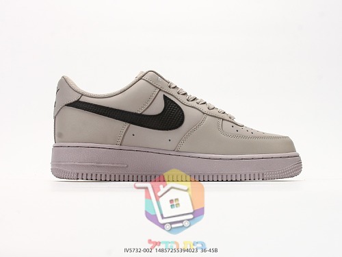 Sneakers Nike Air Force 1 '07, grigio o bianco e blu 8