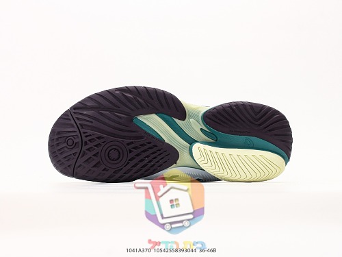 Scarpe ASICS in due modelli, Court FF 3 e Sky Elite FF MT 4 25