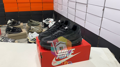 נעלי Nike Air Max 95 בארבעה גוונים 38