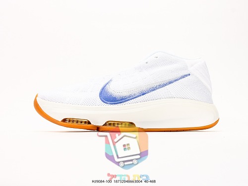 נעלי כדורסל Nike לבנות עם סוליית גומי 8
