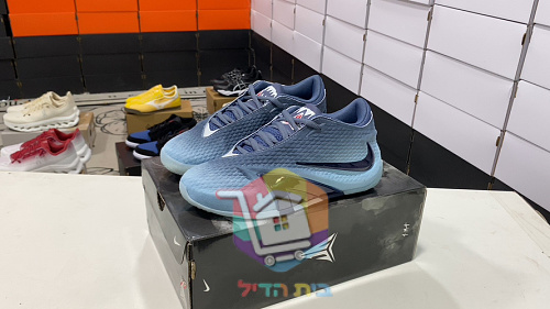 נעלי כדורסל Nike ורוד, כחול 20