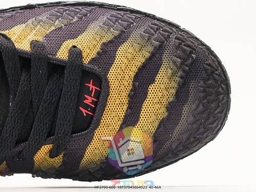 נעלי כדורסל Nike בשני גוונים 12