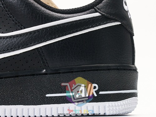 נעלי Nike Air Force 1 שחורות 4