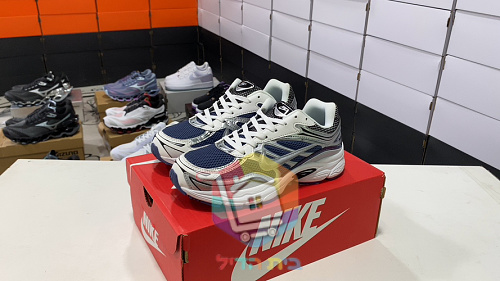 נעלי ריצה Nike רטרו כחול, לבן 9