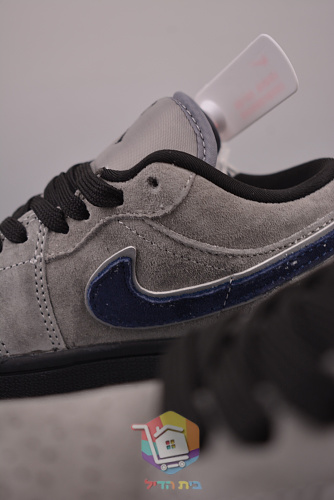 נעלי Air Jordan 1 Low מזמש אפור 2