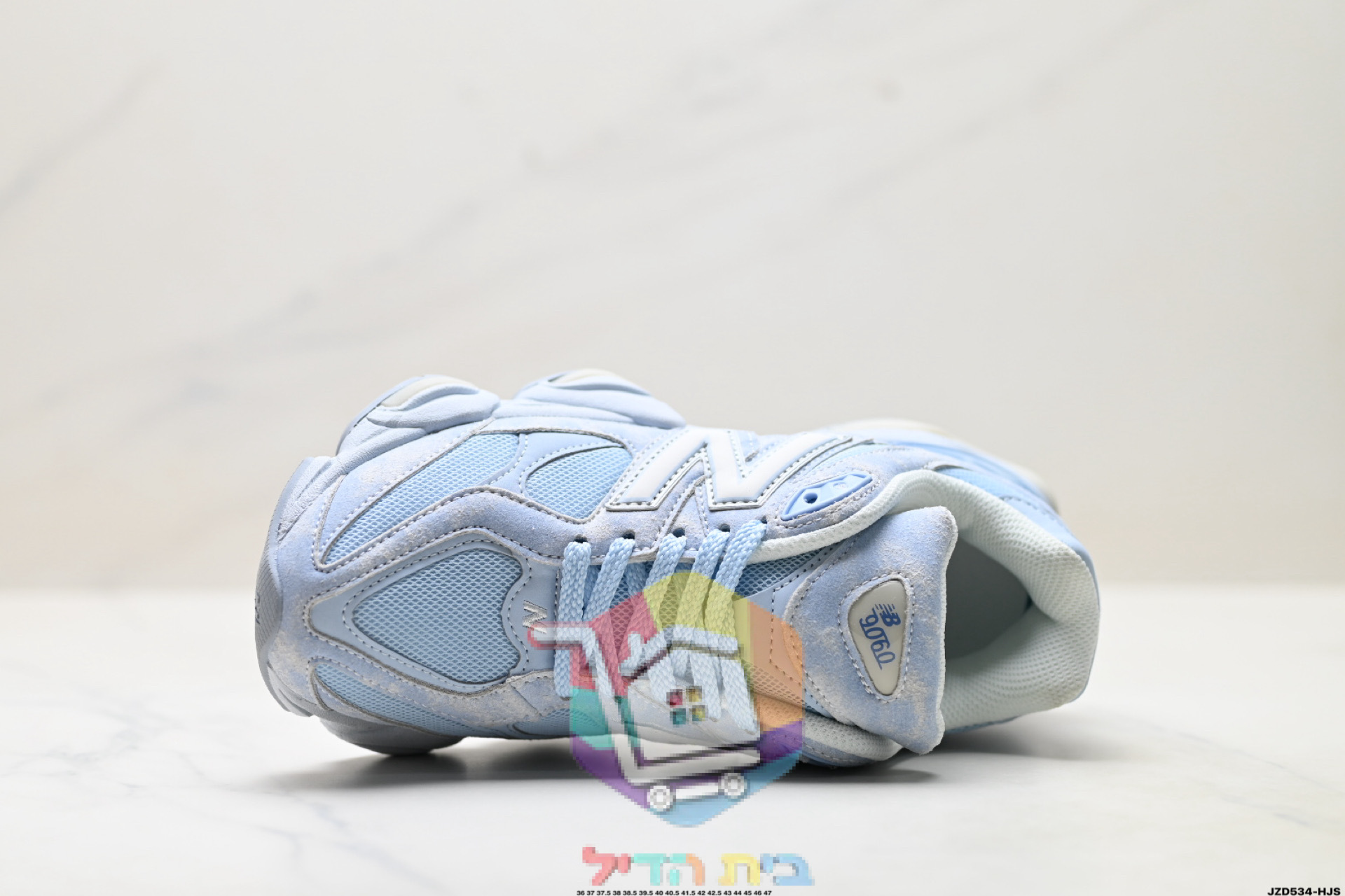 נעלי New Balance 9060 בשלושה גוונים