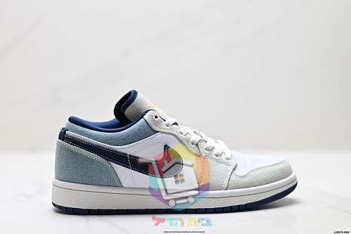 נעלי Air Jordan 1 Low בארבעה גוונים לגברים 18