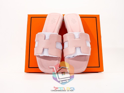 Hermès Pantoletten mit ausgeschnittenem H 24