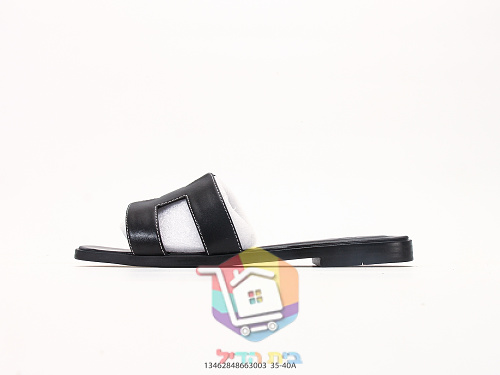 Hermès Pantoletten mit ausgeschnittenem H 39