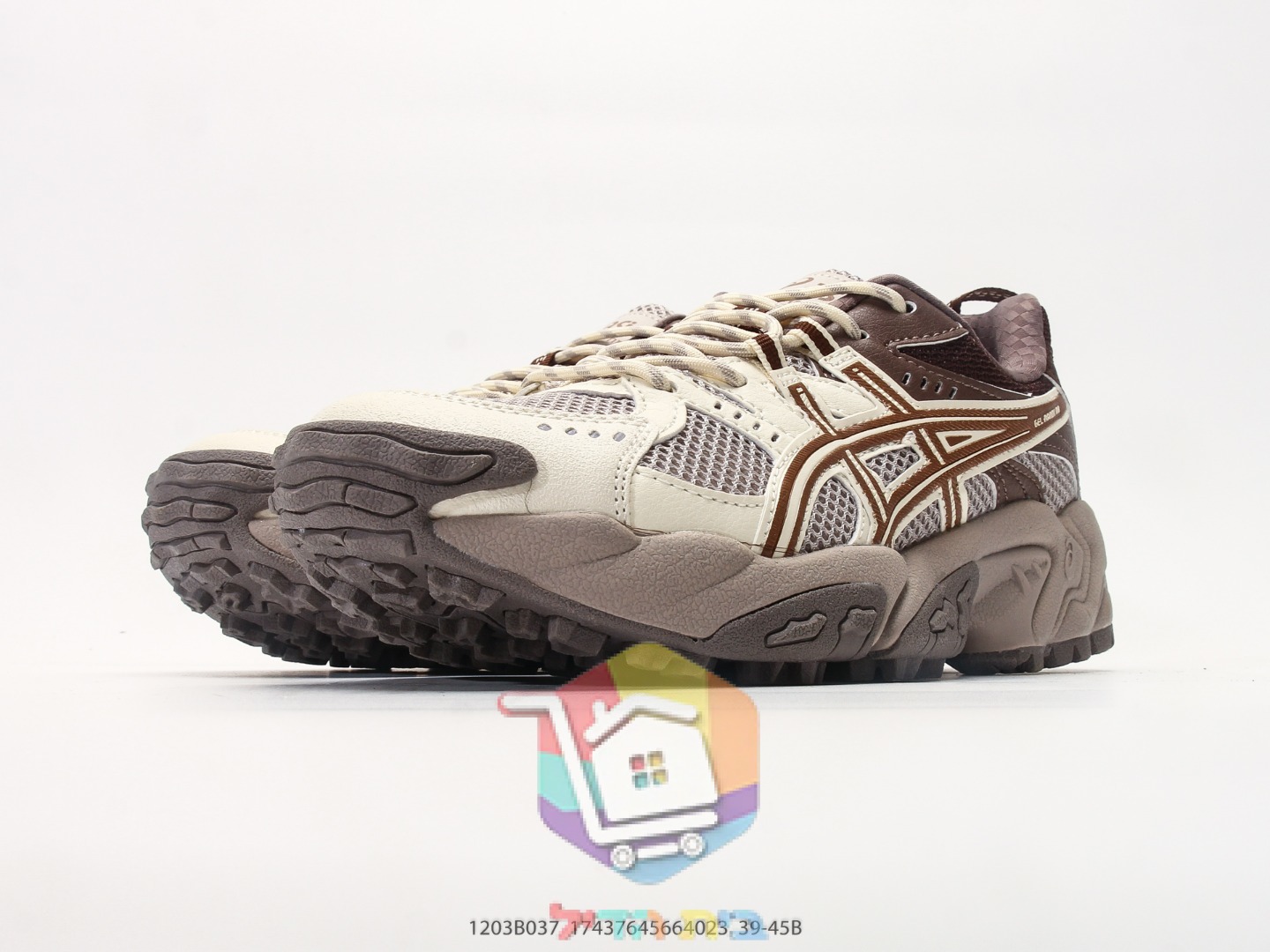 ASICS GEL-NANDI in Creme und Braun
