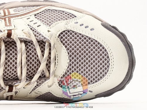 ASICS GEL-NANDI in Creme und Braun 6